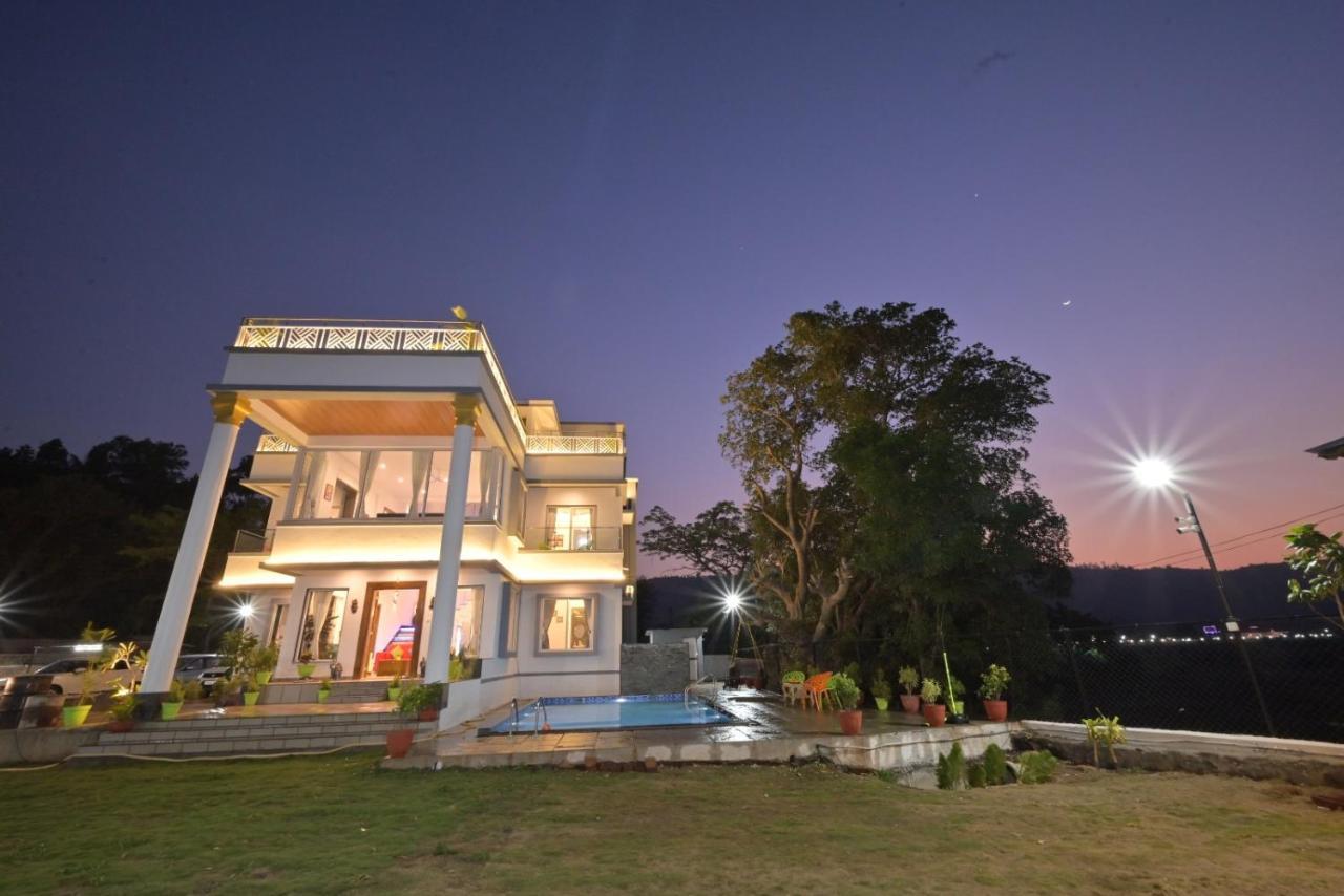 White Castle Villa By Tropicana Stays Lonavla Zewnętrze zdjęcie
